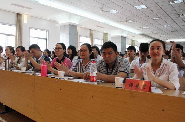 調(diào)整大小 2、比賽評委.jpg