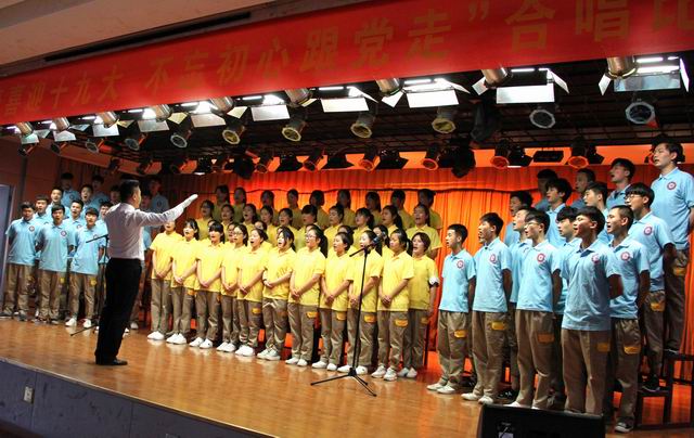 調(diào)整大小 4、二等獎：16綜合技師班代表隊.jpg